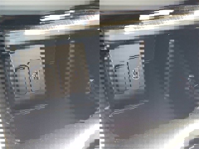 New 2025 Ford Explorer Active w/ Active Comfort Package image 29