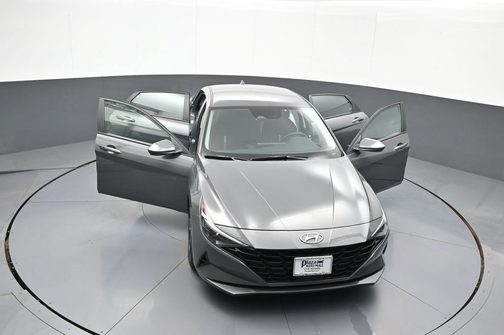 Certified 2023 Hyundai Elantra SEL w/ Convenience Package FWD image 45