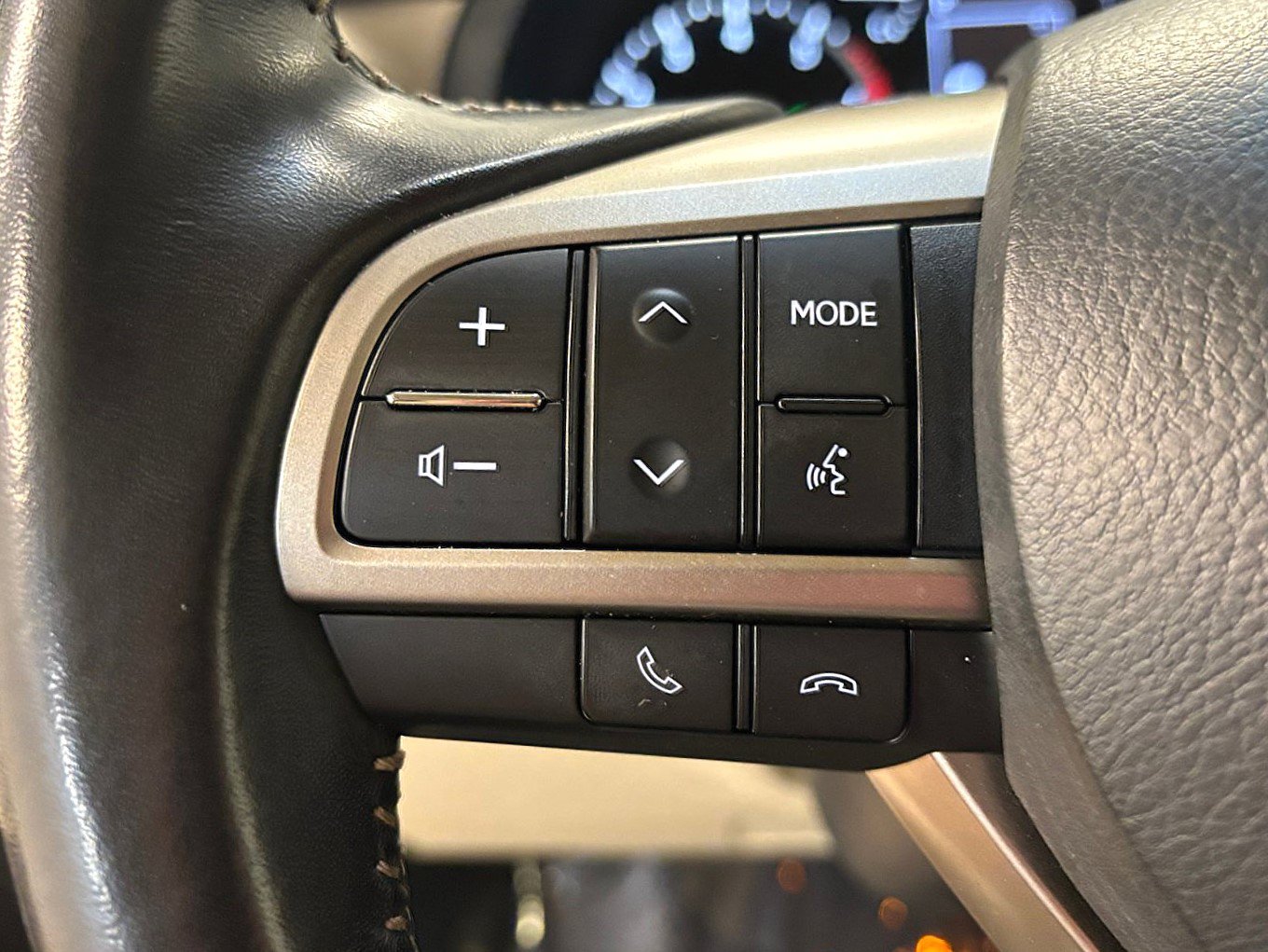 Used 2020 Lexus GX 460 Premium w/ Premium Package AWD/4WD image 34