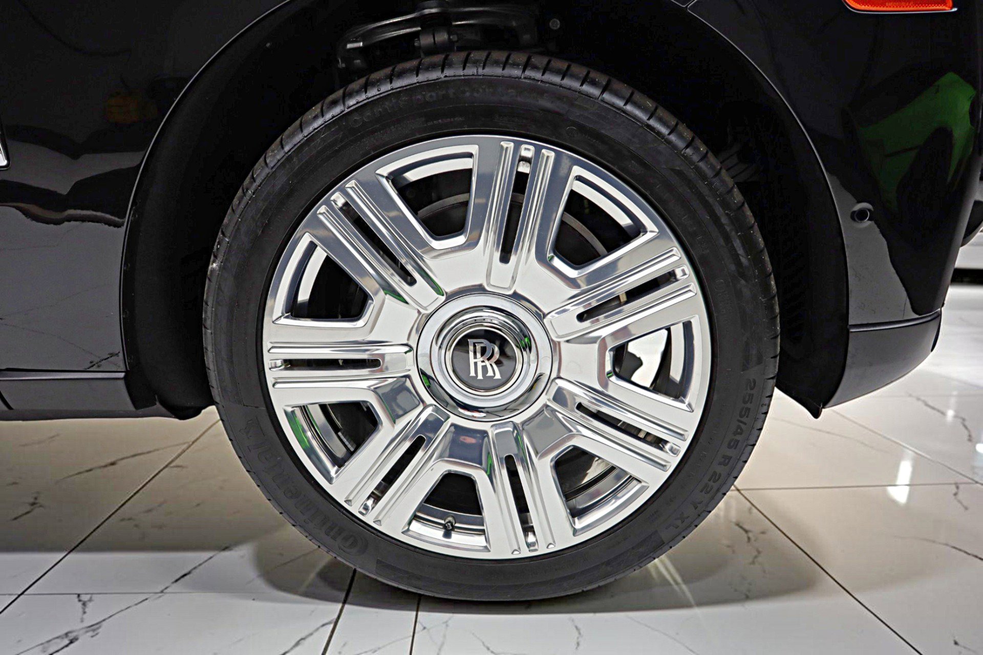Used 2022 Rolls-Royce Cullinan AWD/4WD image 52