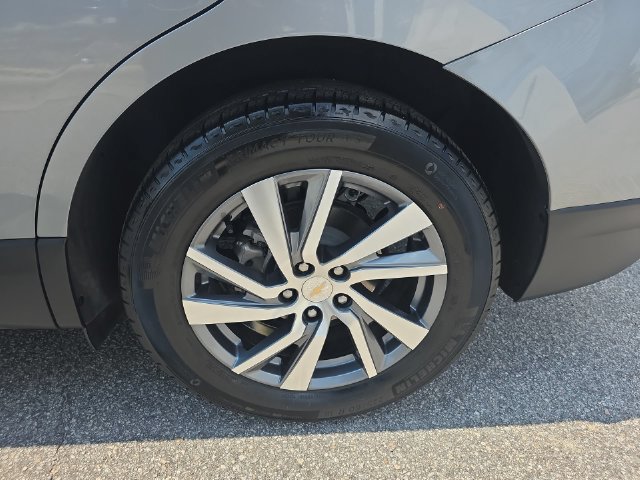 Used 2024 Chevrolet Equinox LT FWD image 33