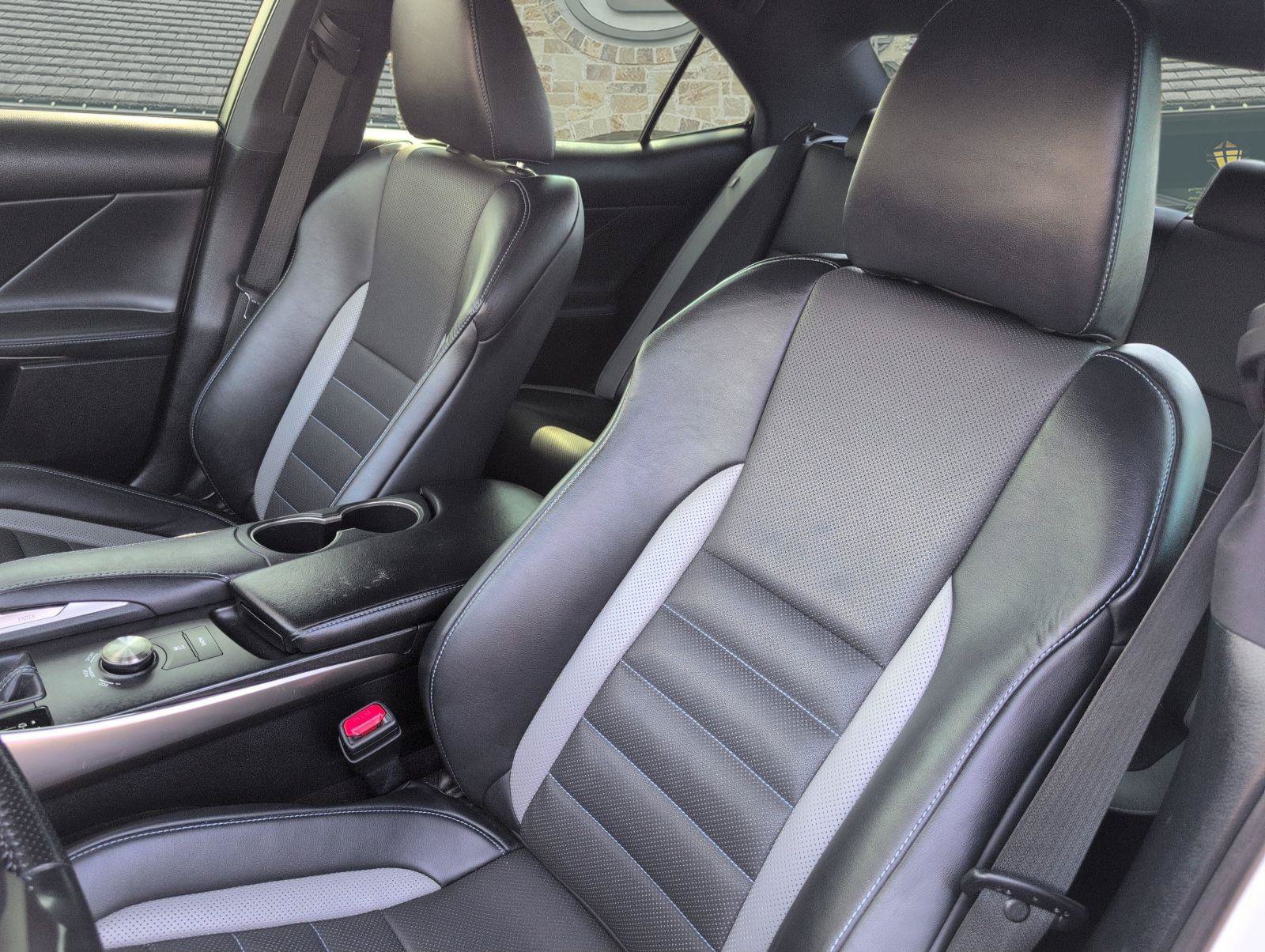 Certified 2020 Lexus IS 300 F Sport w/ Blackline Edition RWD image 5