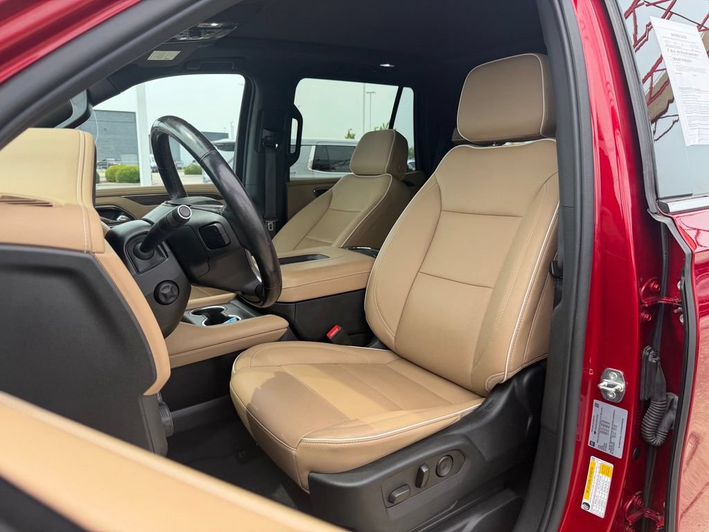 Used 2023 Chevrolet Tahoe Premier AWD/4WD image 18