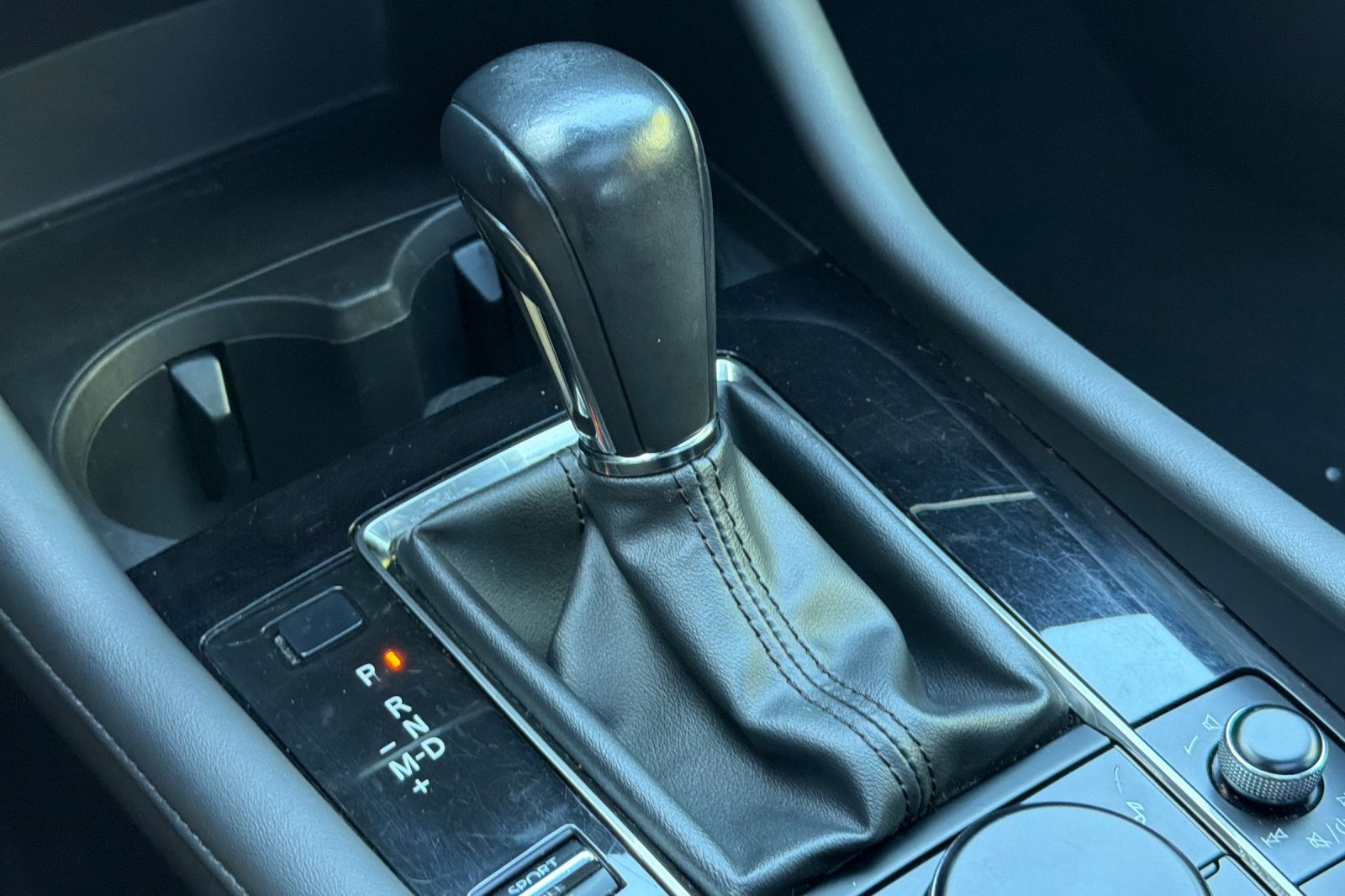 Used 2020 MAZDA MAZDA3 Hatchback w/ Premium Package image 29