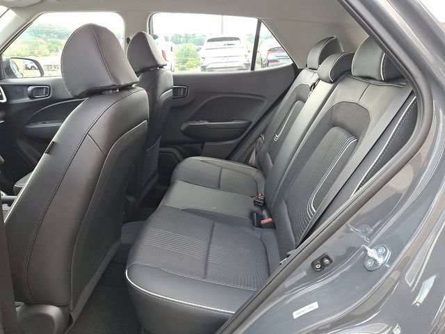 New 2026 Hyundai Venue SEL FWD image 10