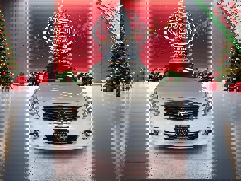 Used 2015 INFINITI Q40 w/ Navigation Package image 2