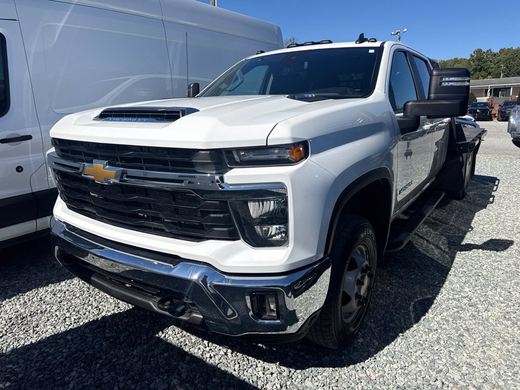 Used 2024 Chevrolet Silverado 3500 LT w/ Convenience Package