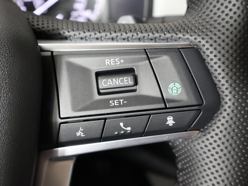 New 2025 Mitsubishi Outlander SE image 43