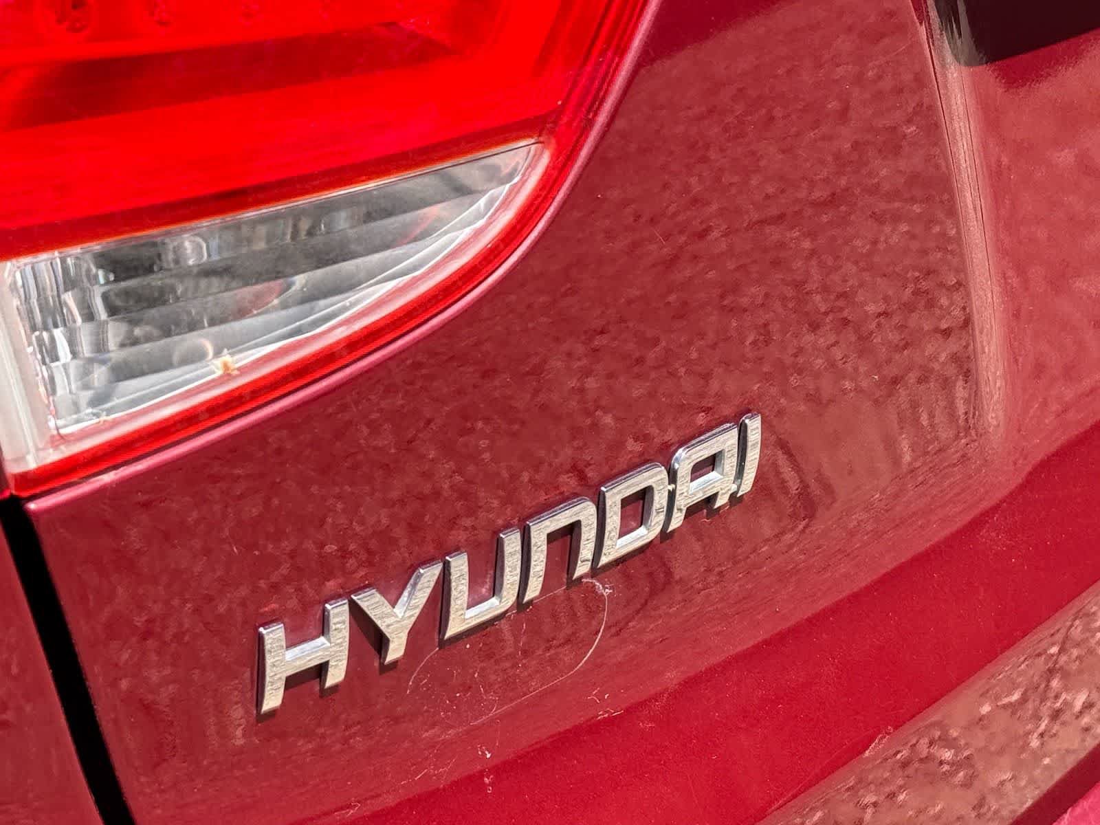 Used 2012 Hyundai Tucson Limited w/ Premium Pkg FWD image 8