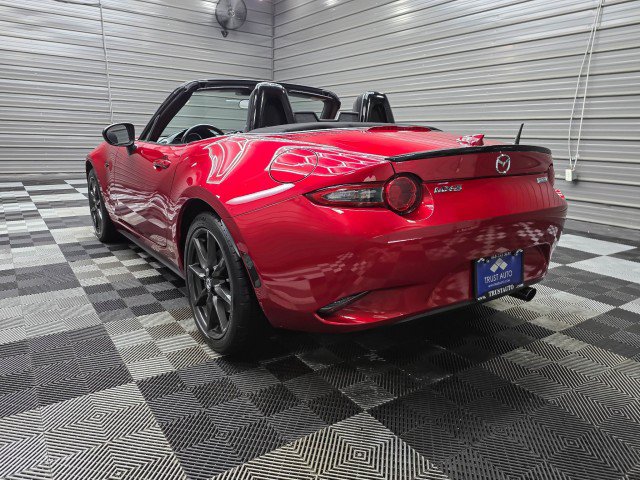 Used 2016 MAZDA MX-5 Miata Club RWD image 8
