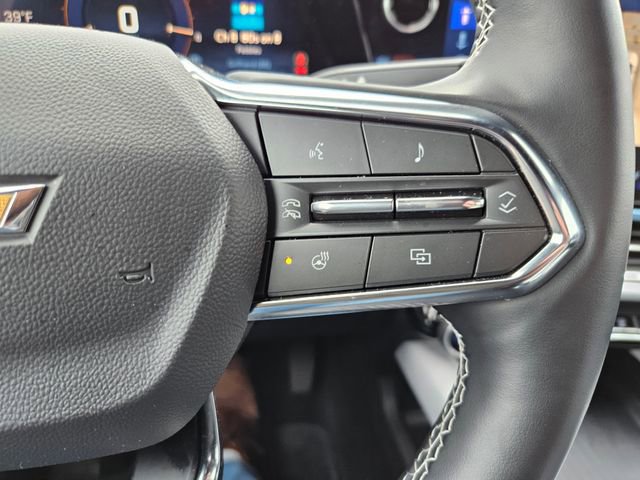 Used 2025 Chevrolet Equinox EV LT image 16