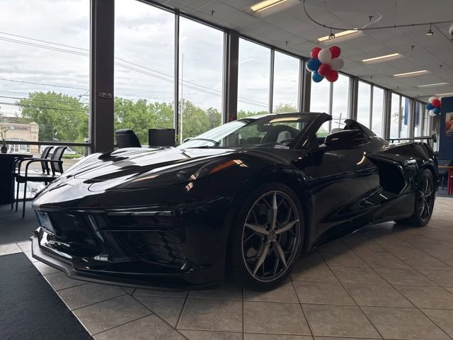 Used 2022 Chevrolet Corvette Stingray Preferred Conv w/ Z51 Performance Package RWD image 5