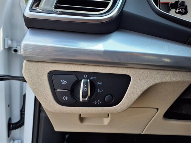 Certified 2025 Audi Q5 2.0T Premium w/ Convenience Plus Package image 16