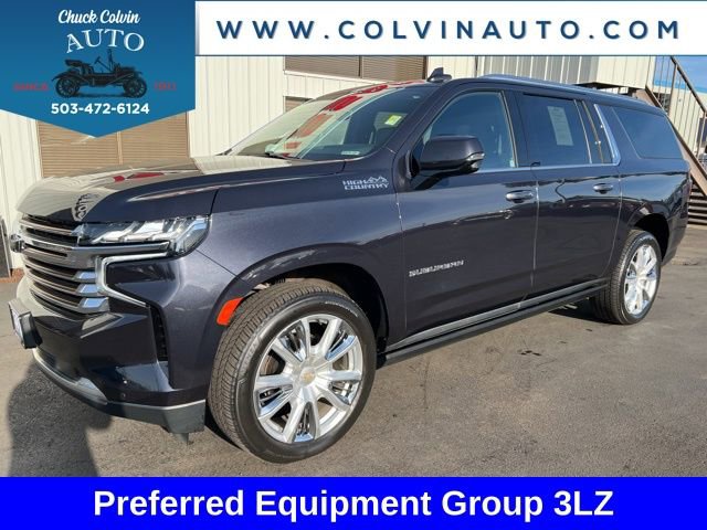 Used 2022 Chevrolet Suburban High Country w/ Premium Package 2 AWD/4WD image 3