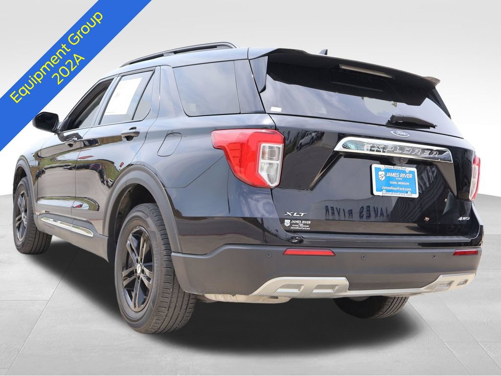 Certified 2024 Ford Explorer XLT w/ Equipment Group 202A AWD/4WD image 4