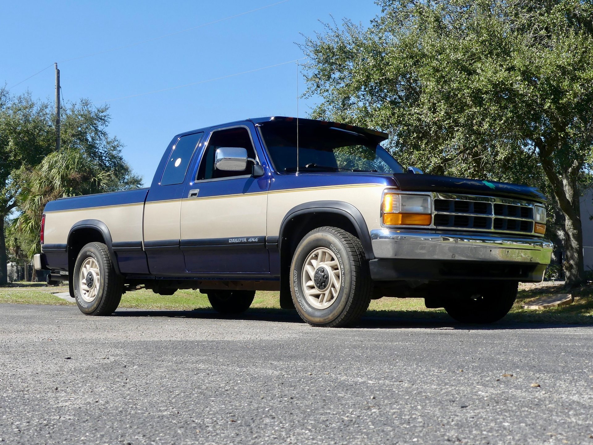 Used 1993 Dodge Dakota 2WD Club Cab image 26