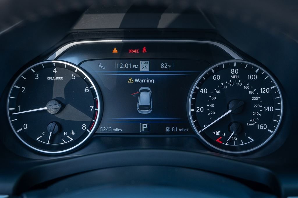 Used 2024 Nissan Murano Platinum w/ Cargo Package image 22