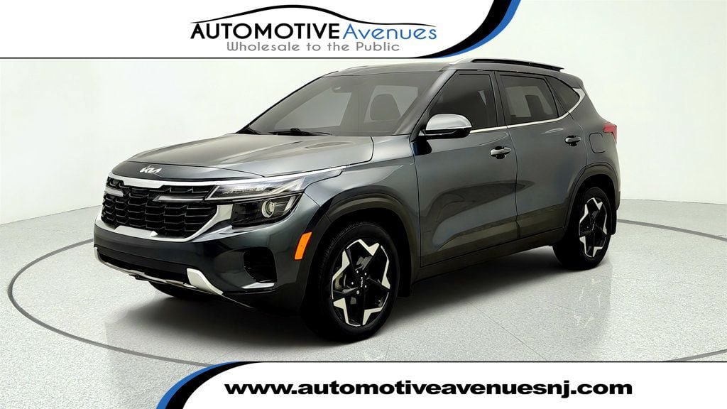 Used 2024 Kia Seltos EX