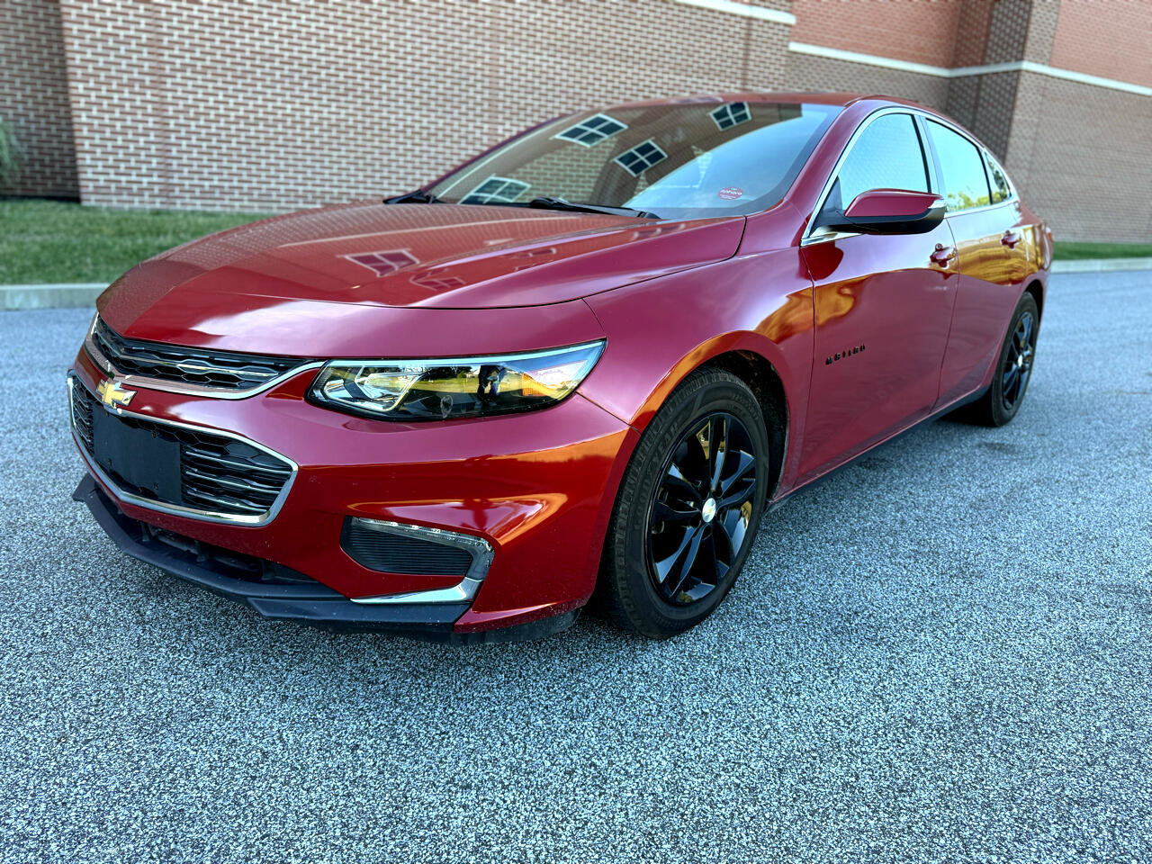 Used 2018 Chevrolet Malibu LT
