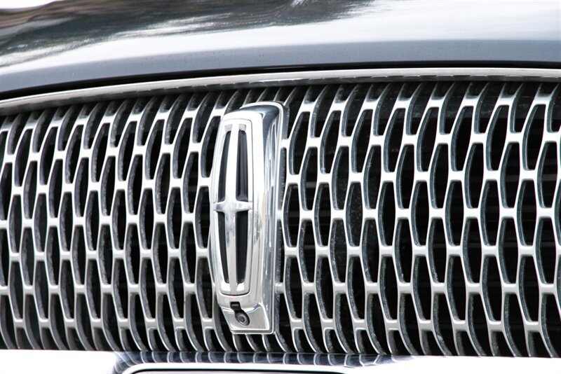 Used 2022 Lincoln Aviator Reserve RWD image 13