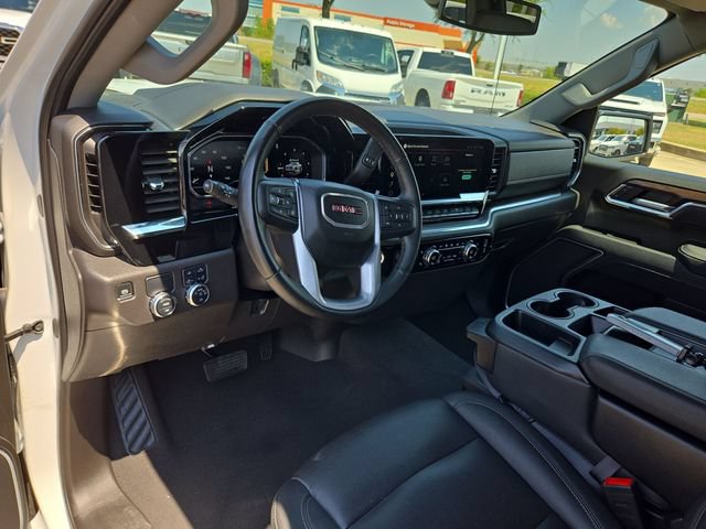 Used 2025 GMC Sierra 1500 SLT RWD image 10