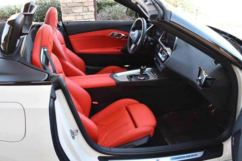Used 2023 BMW Z4 sDrive30i w/ Premium Package image 17