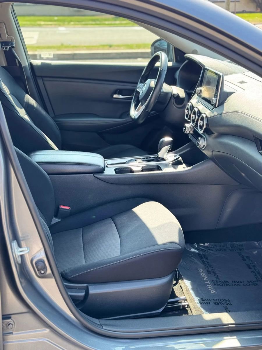Used 2021 Nissan Sentra SV image 10