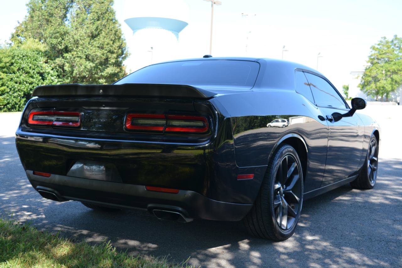 Used 2020 Dodge Challenger R/T w/ Blacktop Package RWD image 5