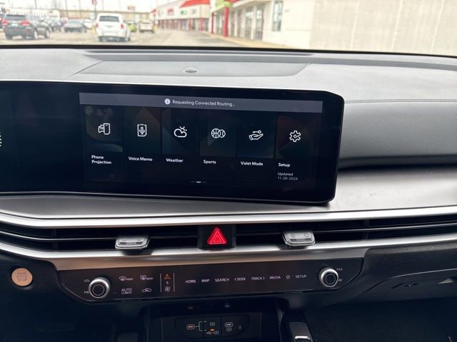 Certified 2024 Kia Sorento S w/ Panoramic Sunroof Package image 12