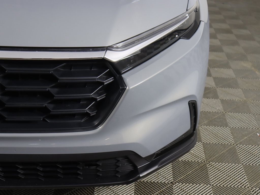 Used 2025 Honda CR-V LX image 11