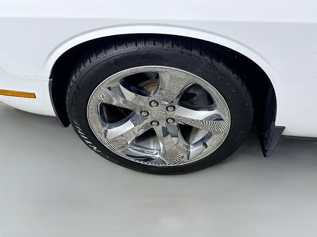 Used 2014 Dodge Challenger R/T Plus image 23