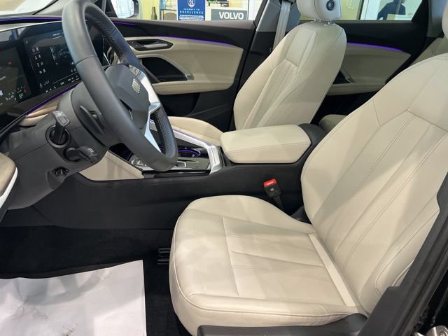 Used 2025 Audi Q5 Premium w/ Convenience Package AWD/4WD image 8