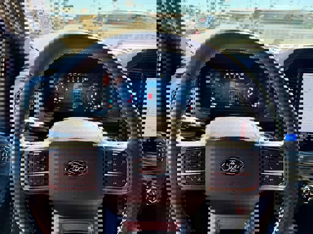 New 2026 Ford F150 Lariat w/ Equipment Group 502A High image 24