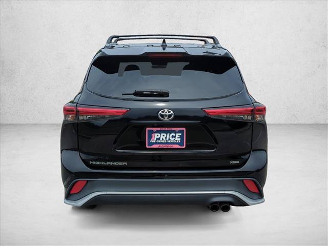 Used 2021 Toyota Highlander XSE FWD image 6