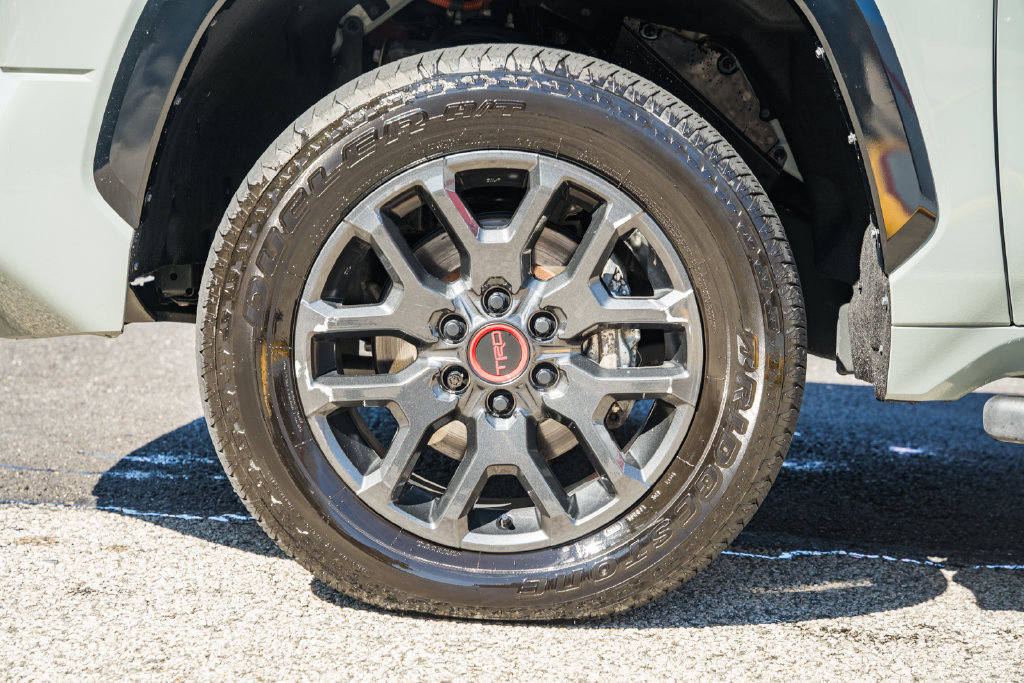 Used 2024 Toyota Tundra Platinum AWD/4WD image 15