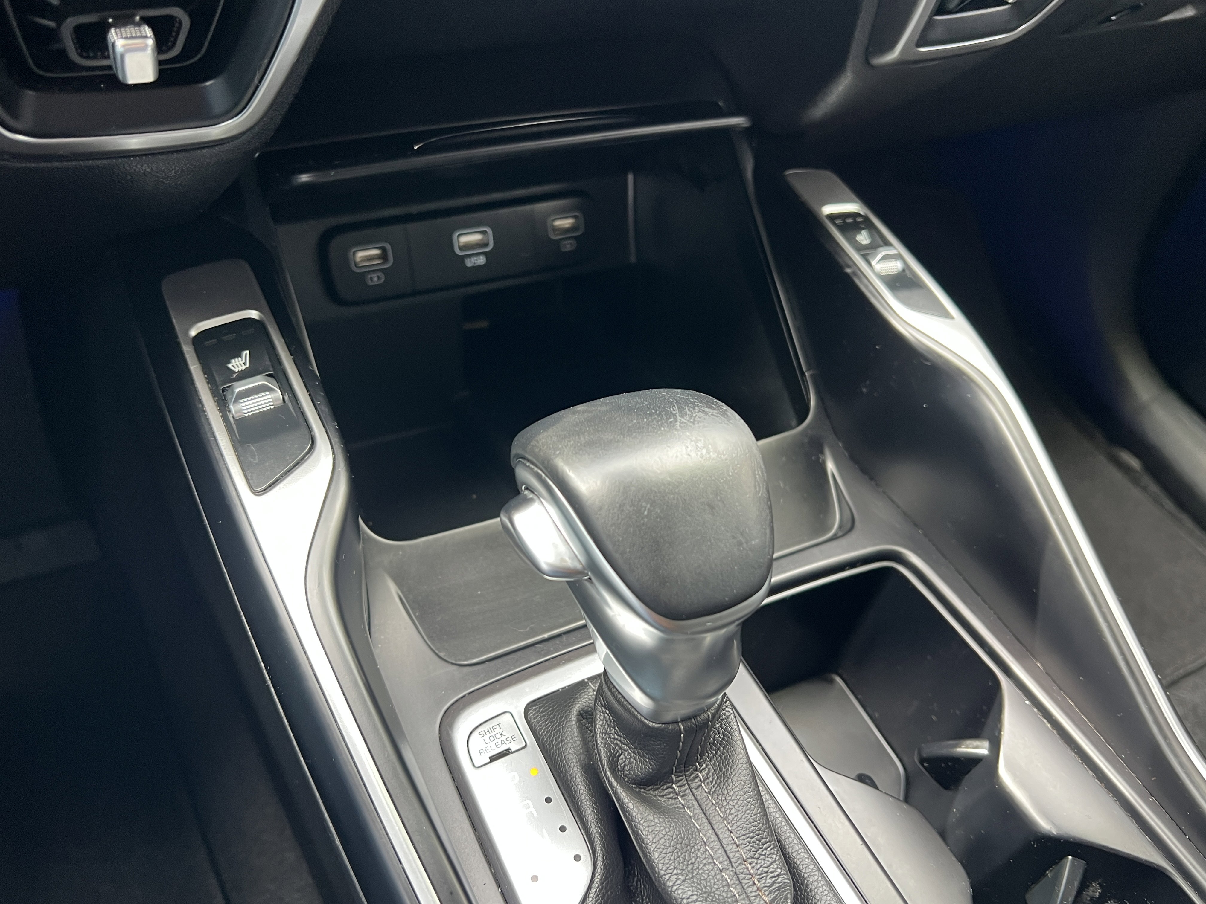 Certified 2022 Kia Sorento S image 32