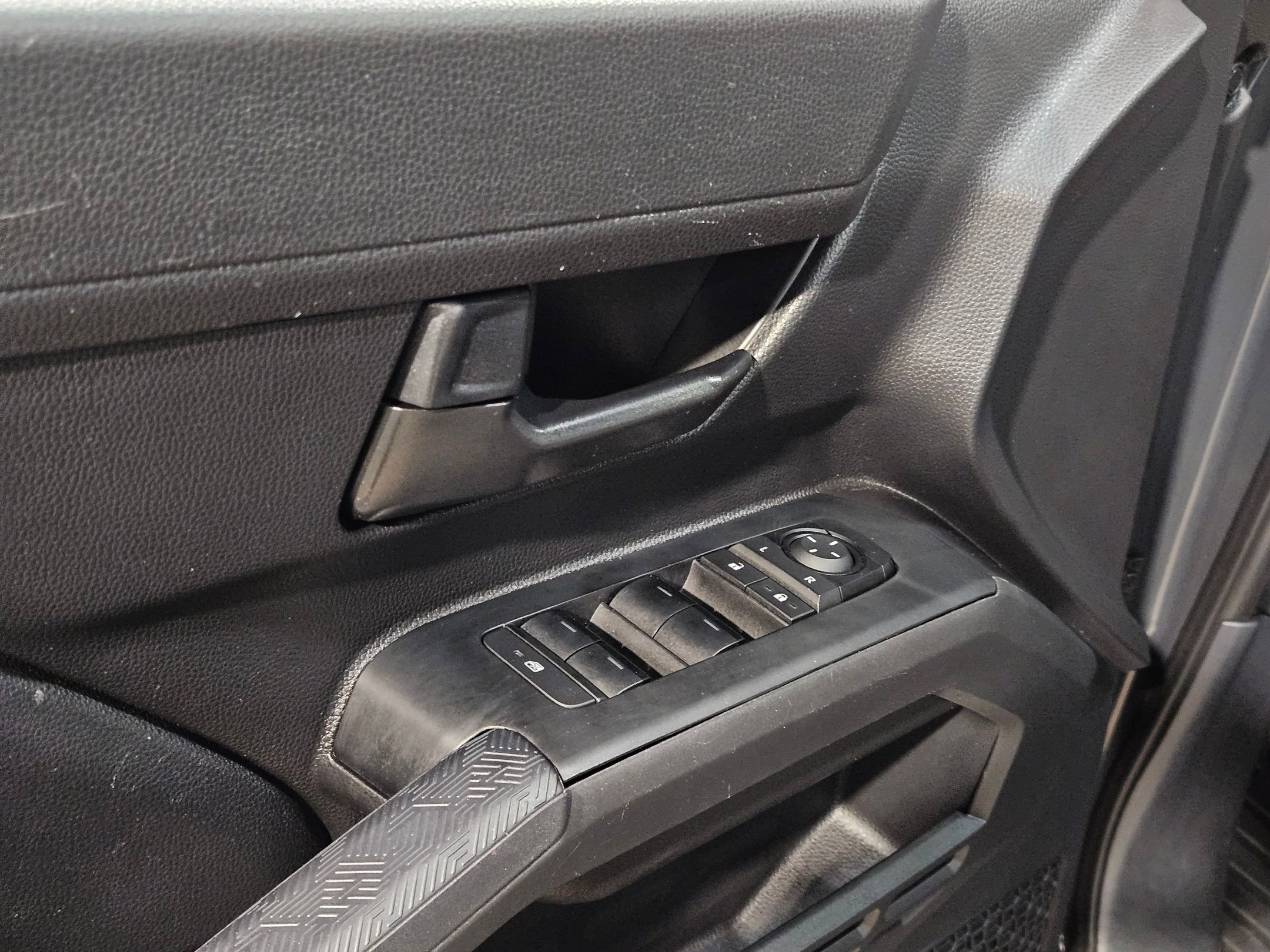 Certified 2024 Toyota Tacoma SR image 21