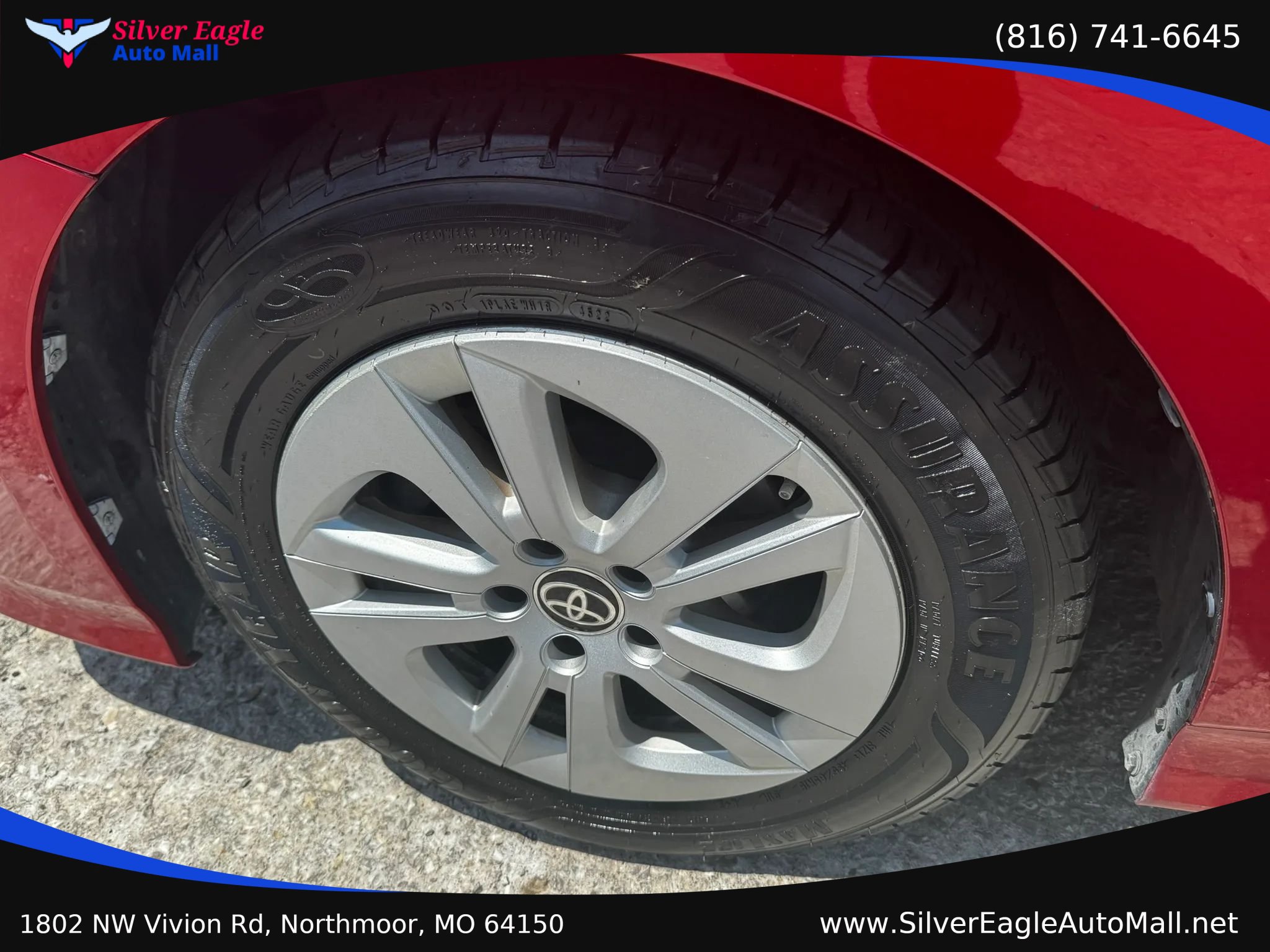 Used 2016 Toyota Prius Two FWD image 5