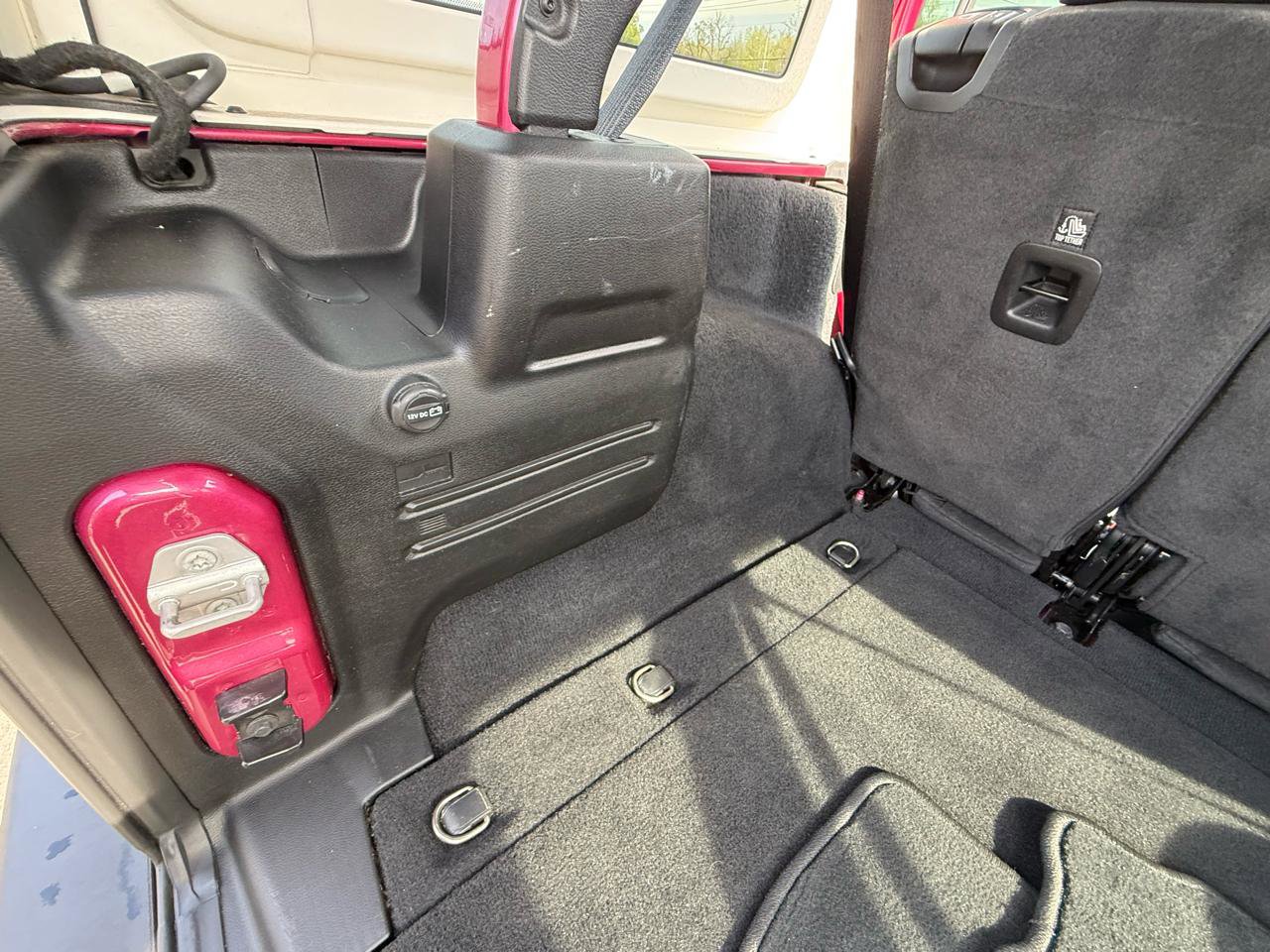 Used 2022 Jeep Wrangler Unlimited Sport w/ Sun And Sound Package AWD/4WD image 36