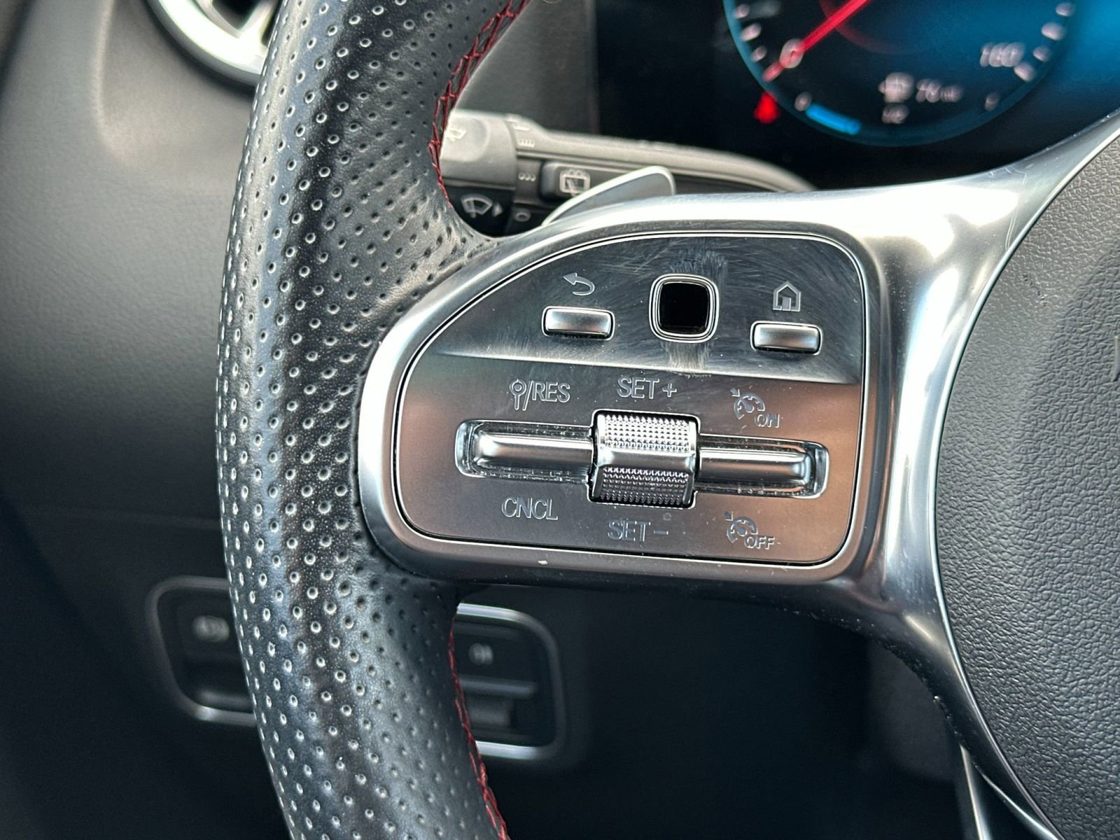 Certified 2022 Mercedes-Benz GLA 250 image 26