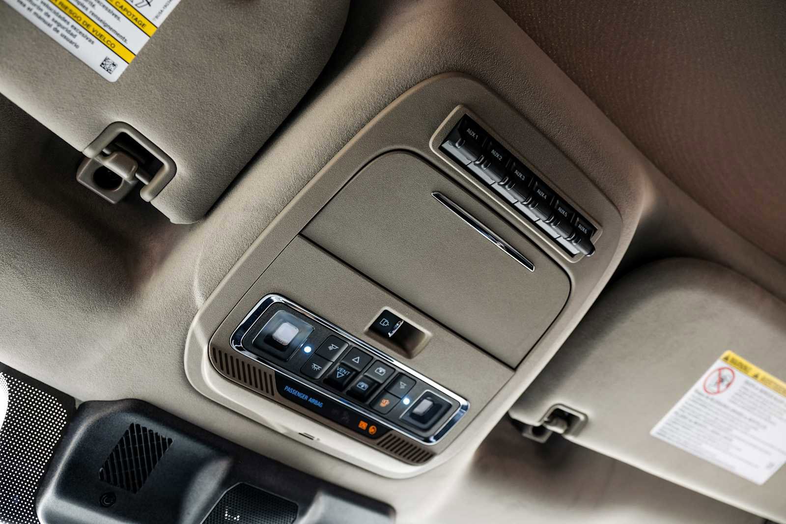 Used 2025 Ford F450 Platinum w/ Platinum Plus Package image 28