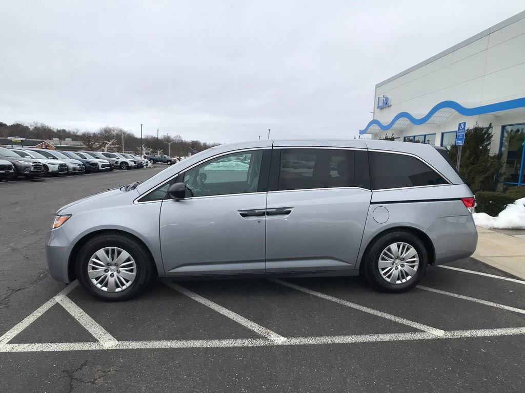 Used 2016 Honda Odyssey LX image 8