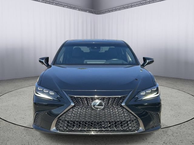 Used 2024 Lexus ES 300h F Sport w/ Accessory Package (Z1) FWD image 4