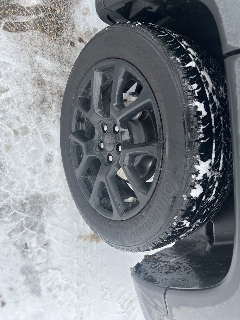 Used 2024 Jeep Compass Latitude w/ Sun and Sound Group image 24