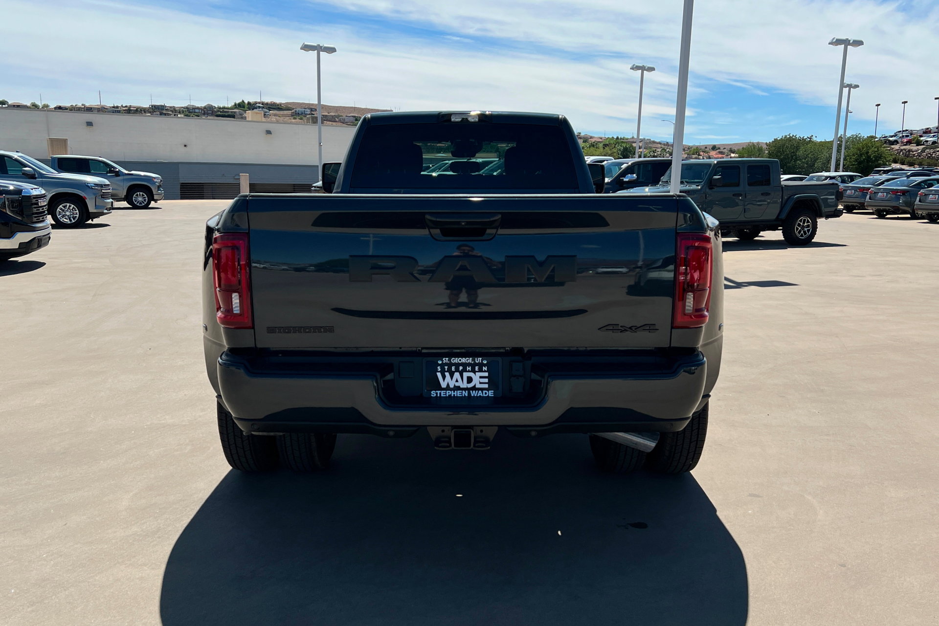 New 2026 RAM 3500 Big Horn AWD/4WD image 4