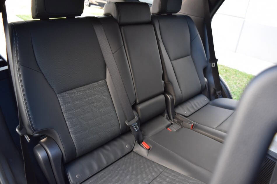 Used 2025 Toyota 4Runner TRD Sport Premium AWD/4WD image 47