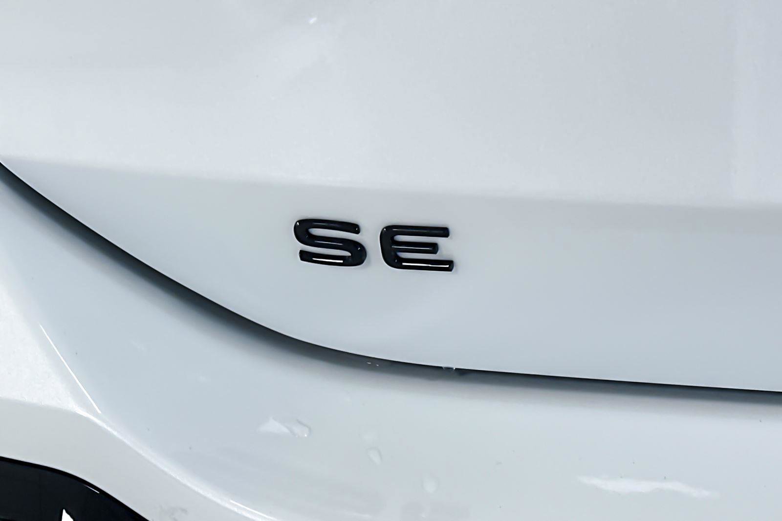 New 2026 Volkswagen Tiguan SE R-Line image 25