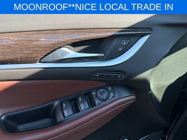Used 2021 Buick Enclave Avenir w/ Avenir Technology Package AWD/4WD image 24