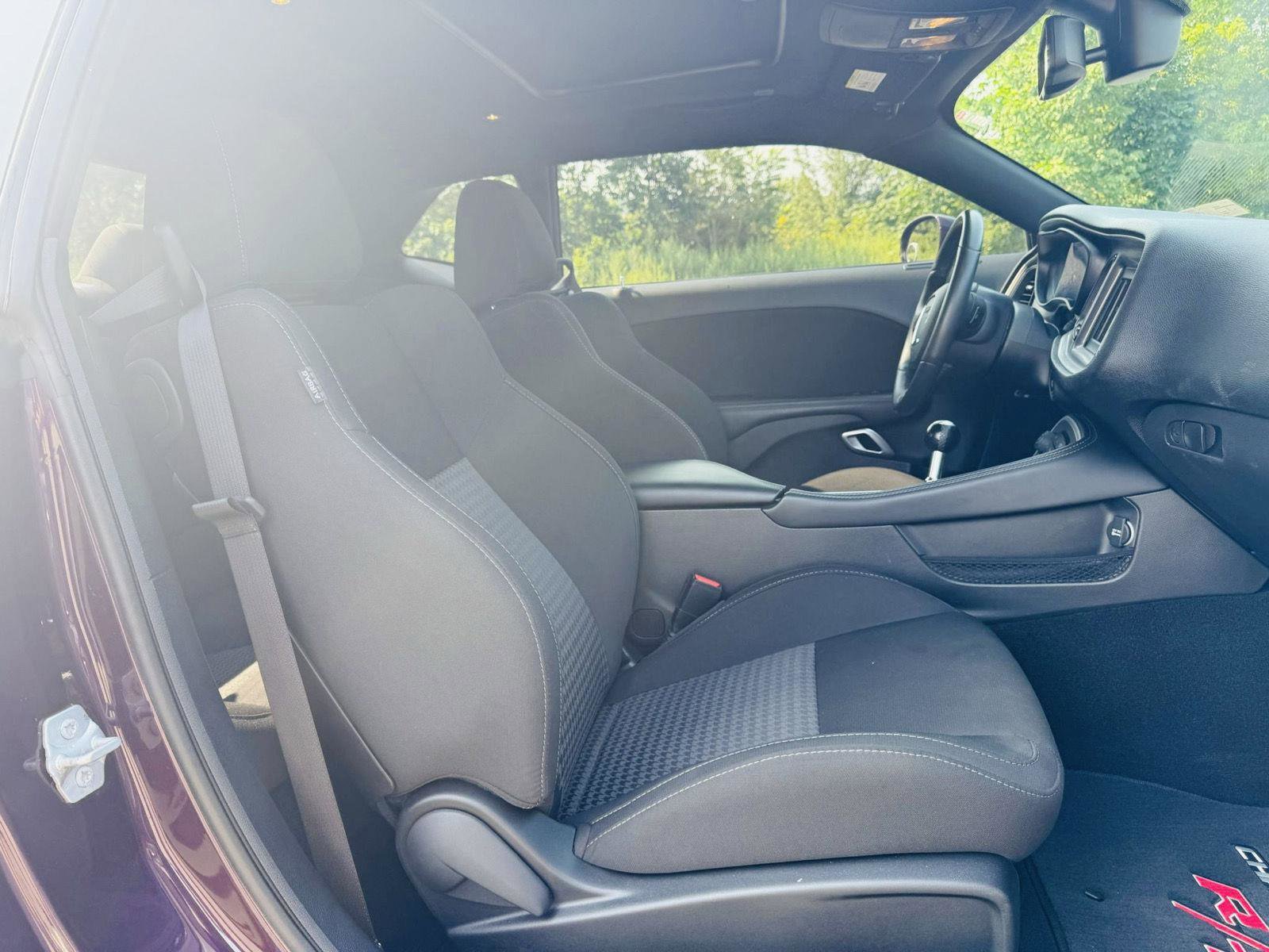 Used 2022 Dodge Challenger R/T w/ Blacktop Package image 24