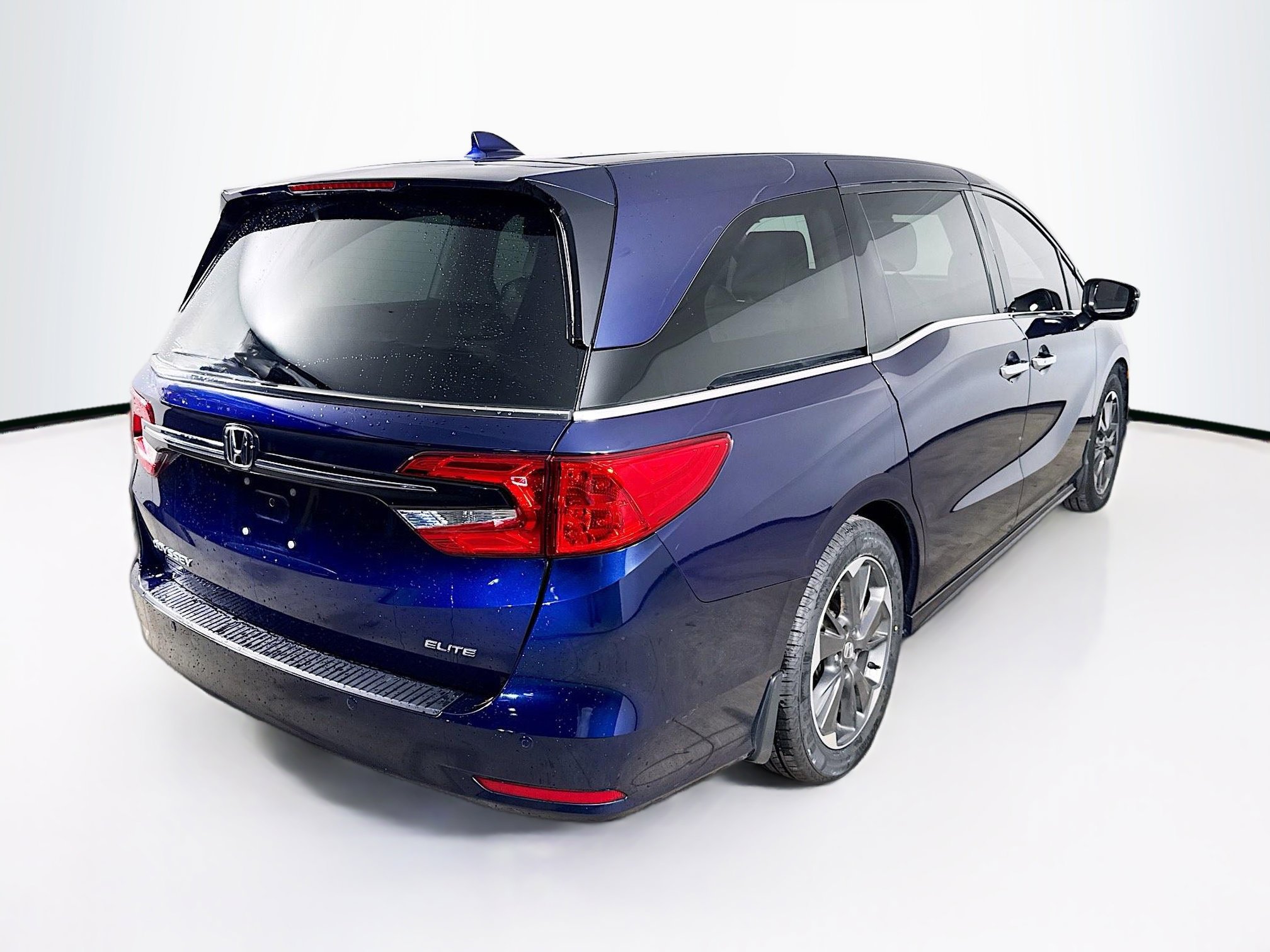 Used 2023 Honda Odyssey Elite image 35